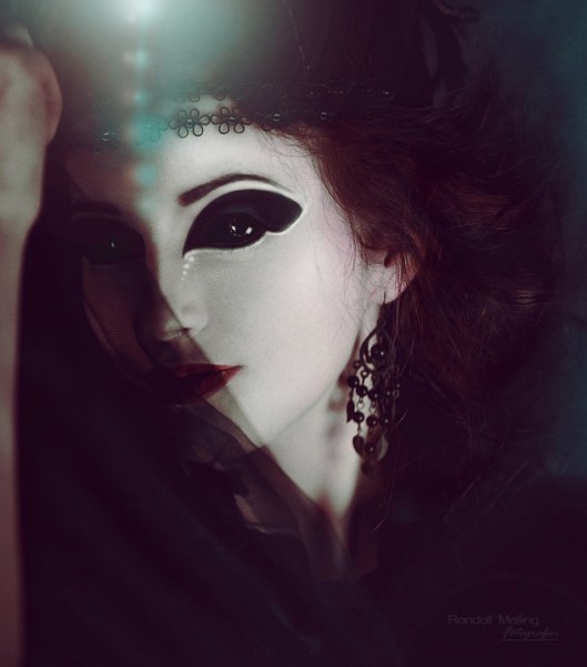 woman-532918_960_720